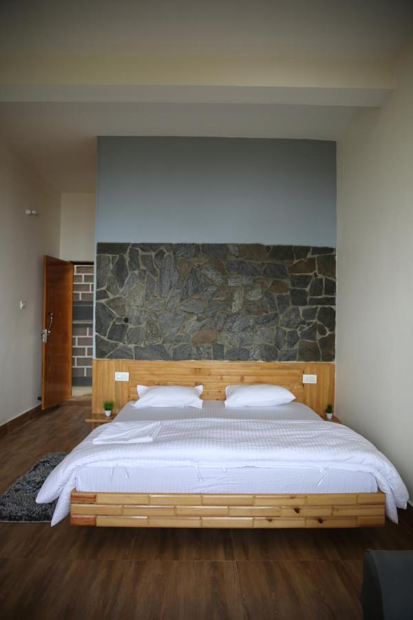 The Buransh Inn Almora Extérieur photo