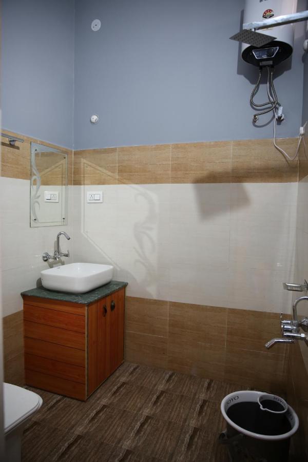 The Buransh Inn Almora Extérieur photo